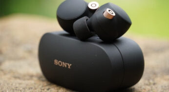 Sony WF-1000XM4 headphones now available in the UAE