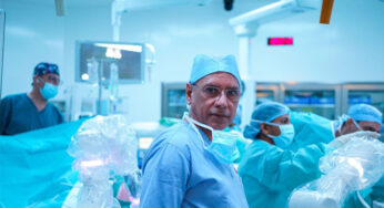UAE’s prominent Laparoscopic surgeon chooses Robotic Surgery amid the pandemic