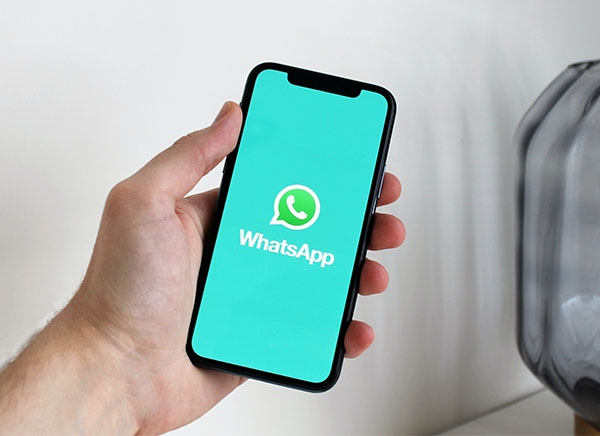 Meta owned WhatsApp working on view once messages