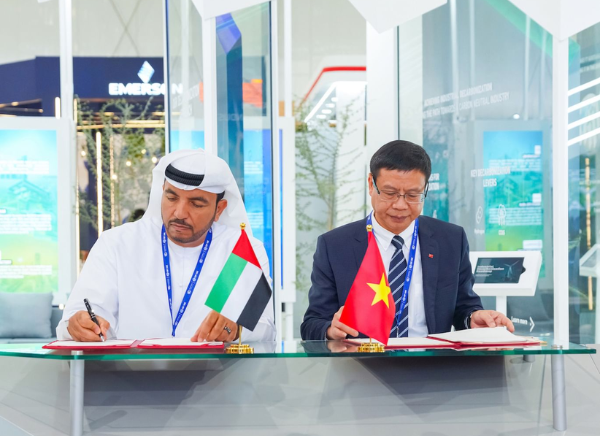 UAE MoIAT and Vietnam